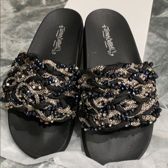 Jeffrey Campbell slide - Picture 1 of 3